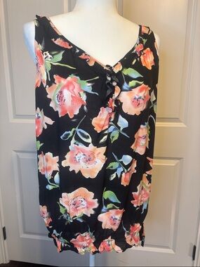 Black Floral Ruffle-Trim Sleeveless Blouse